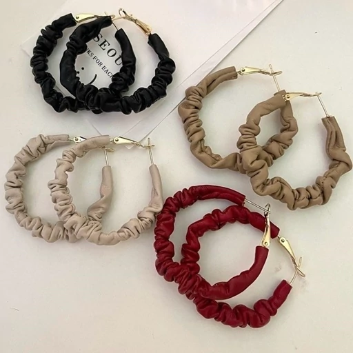 گوشواره حلقه ای ترند چرمی- فروشگاه میس پارلا