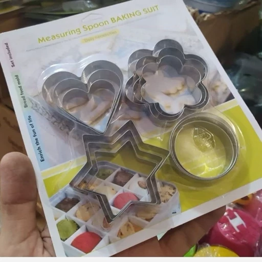 قالب شیرینی استیل 12 عددی- فروشگاه میس پارلا